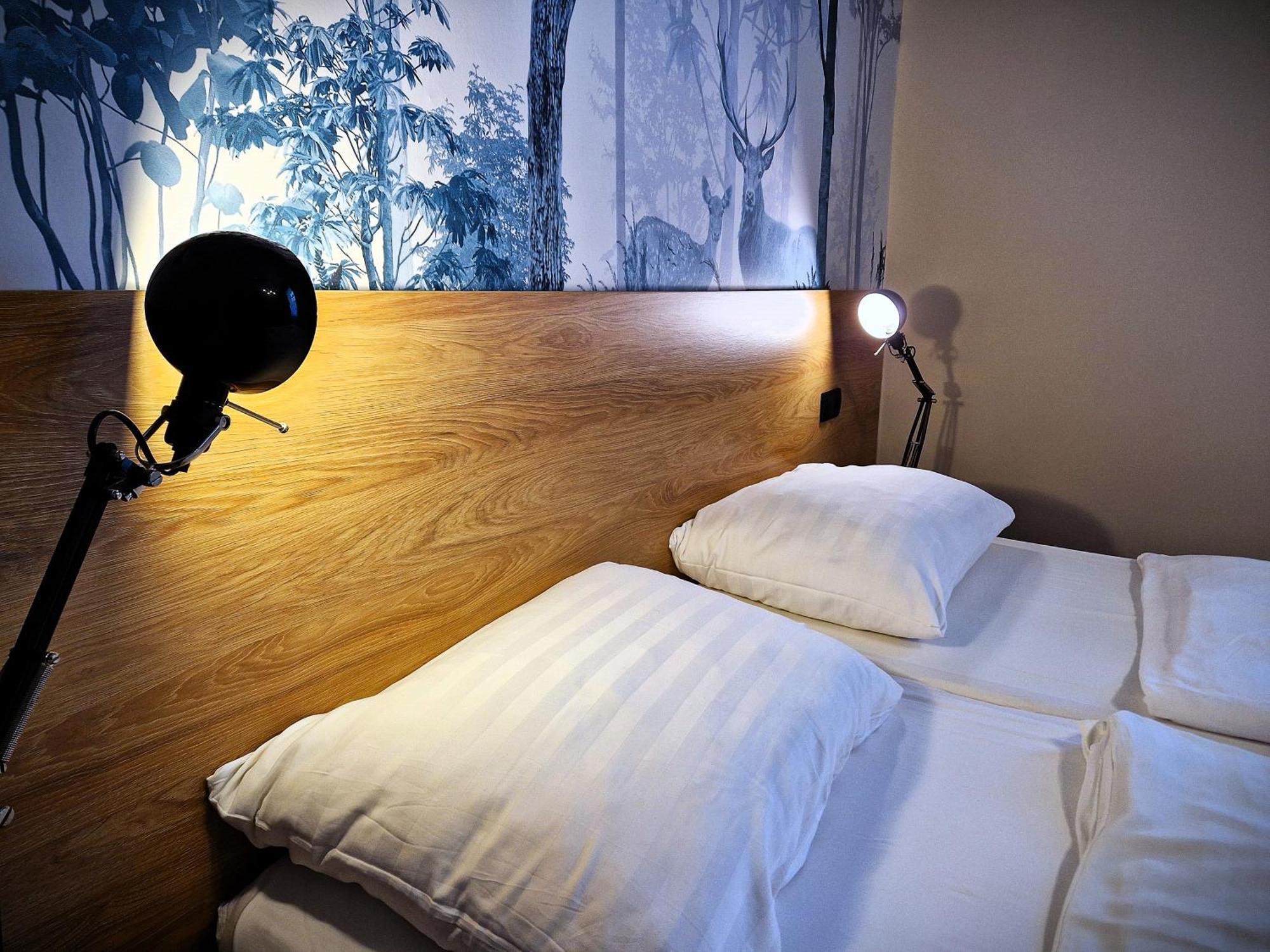 Garda Hotel 3*